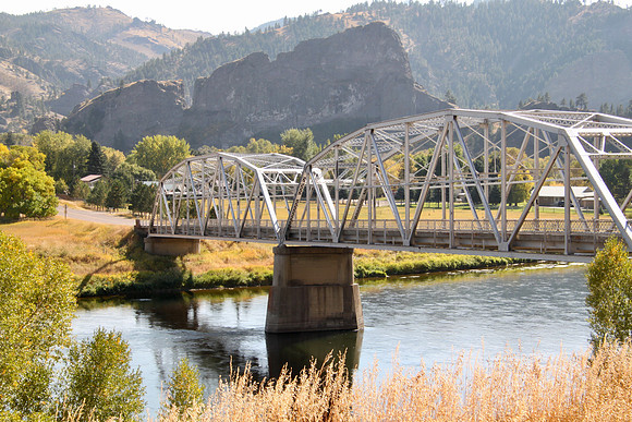 Hardy Bridge on the Missouri River